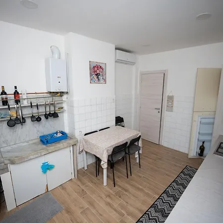 Stanza Doppia Con Bagno E Cucina In Comune Genoa